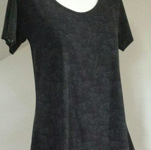 Lularoe Classic T - Small